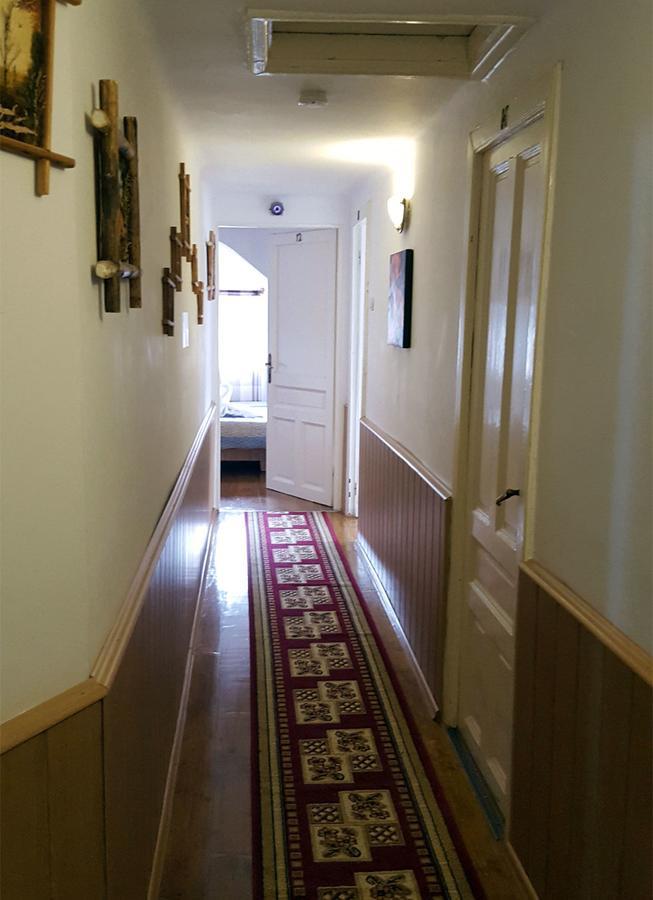 Vila Gabriel Sinaia Luaran gambar